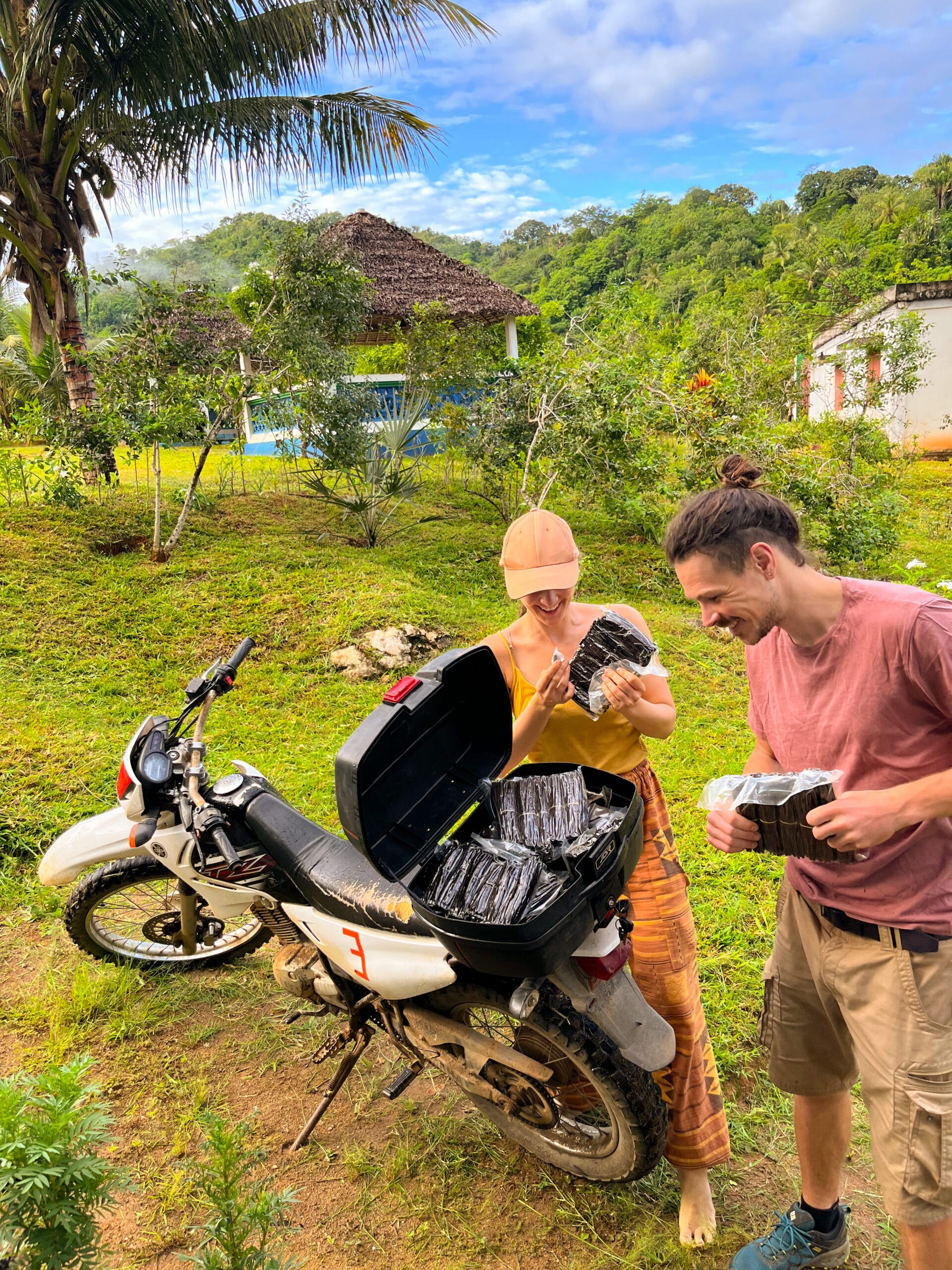 9064A6AF-2A68-494A-ACB3-4E4F7B97E460