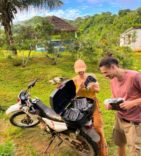 9064A6AF-2A68-494A-ACB3-4E4F7B97E460