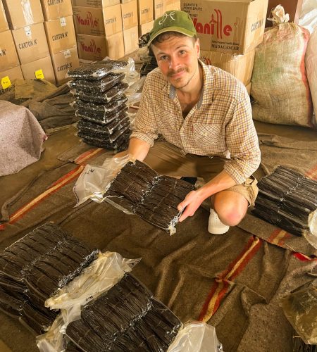 CB7B1555-190D-4E5D-9738-41463F11FBD2